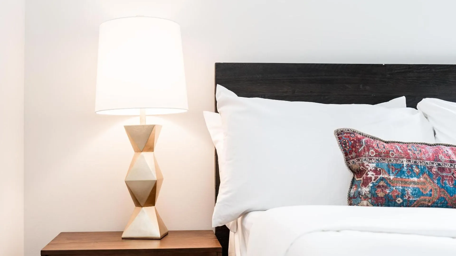 Cozysuites Music Row Spacious 1Br With Free Parking 45 Nashville Lägenhet